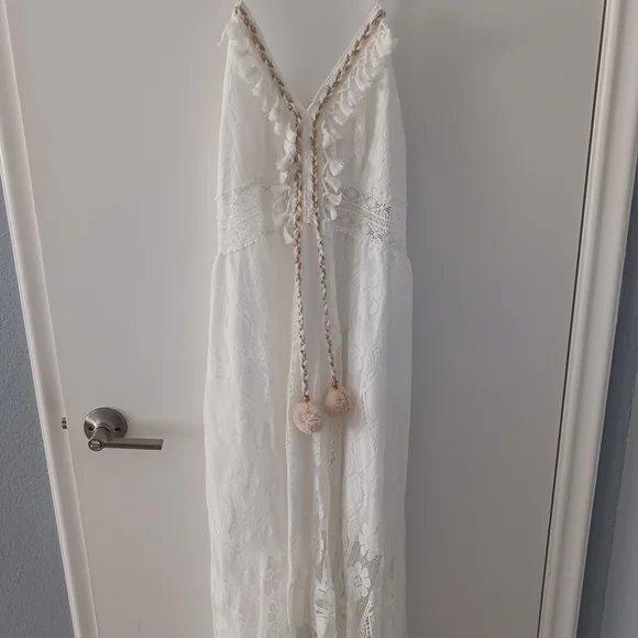 Cupshe White Lace Maxi Dress with Pom-Tie Straps - Picture 3 of 7
